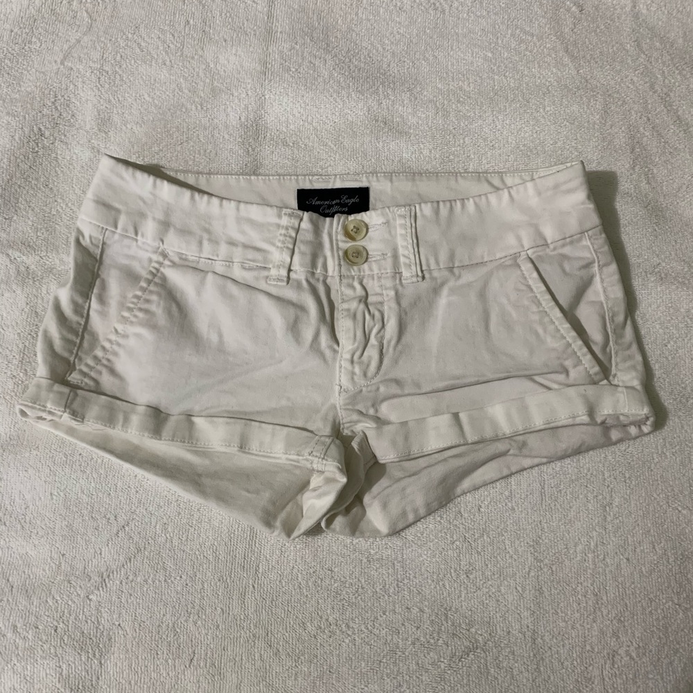 White American eagle shorts